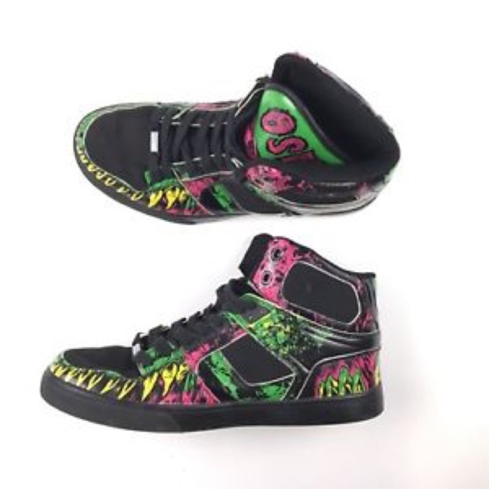 ISO: Osiris Monster size 9 women’s 7.5 men’s
